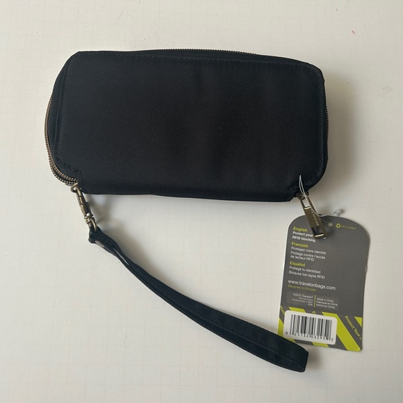 Travelon Black Nylon Zip Around Long Wallet RFID Protected - Picture 2 of 8